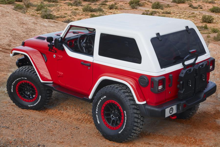  Jeep Jeepster (JL) 2018 года  (фото 19 из 40)
